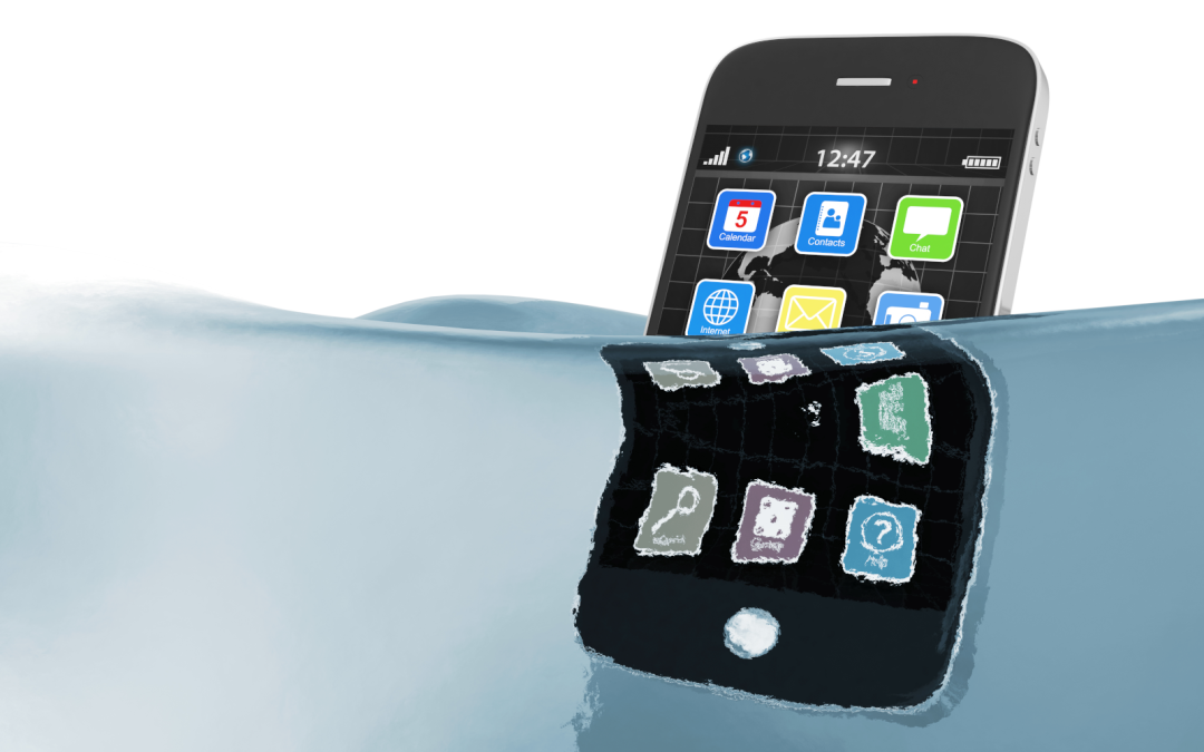 Que faire si mon téléphone tombe dans l’eau ?